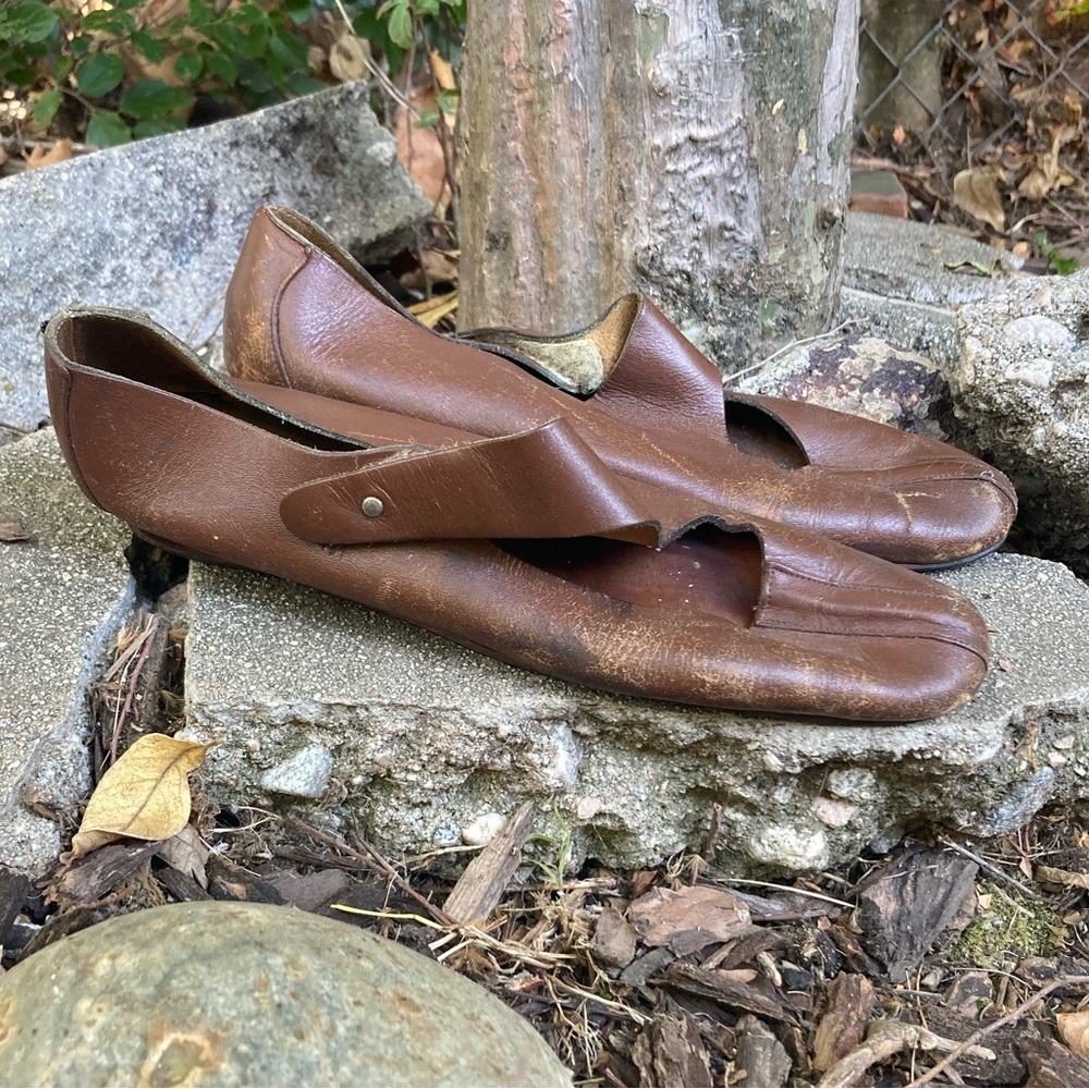 Vintage leather flats